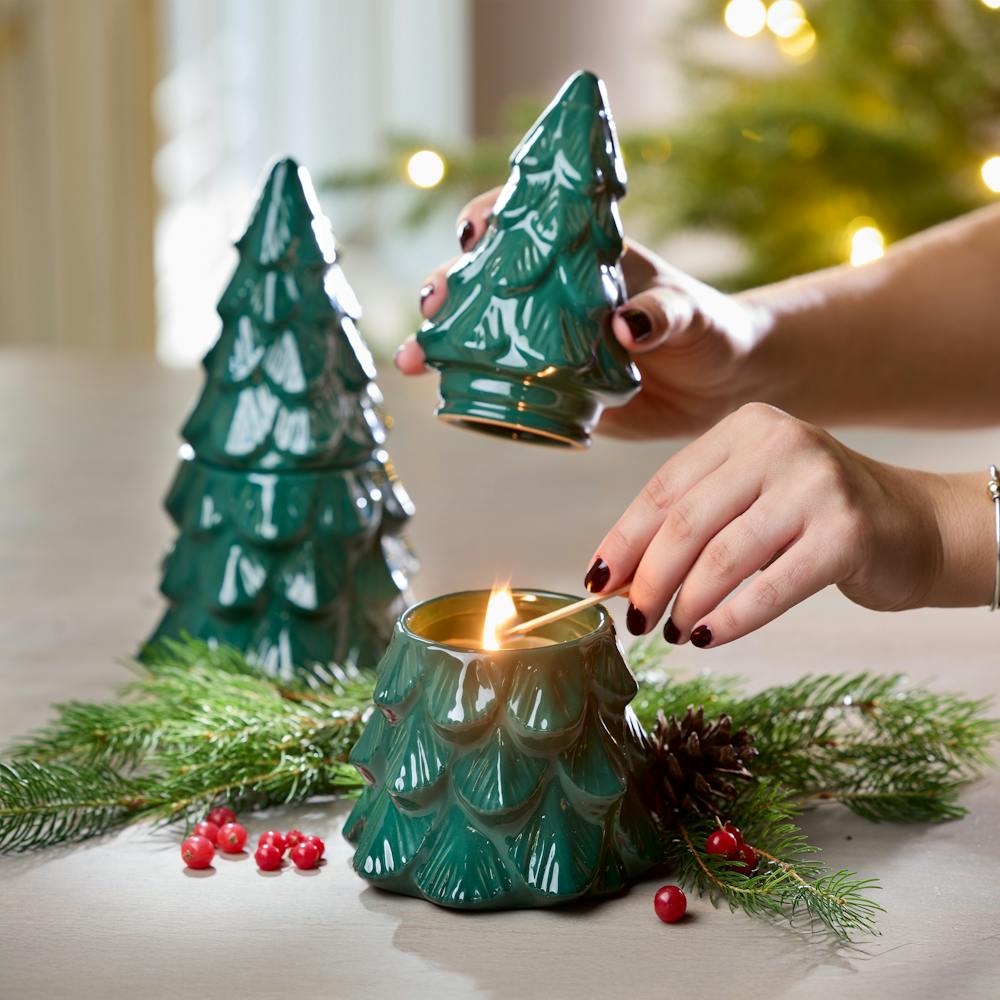 Balsam & Cedar Green Tree Candle